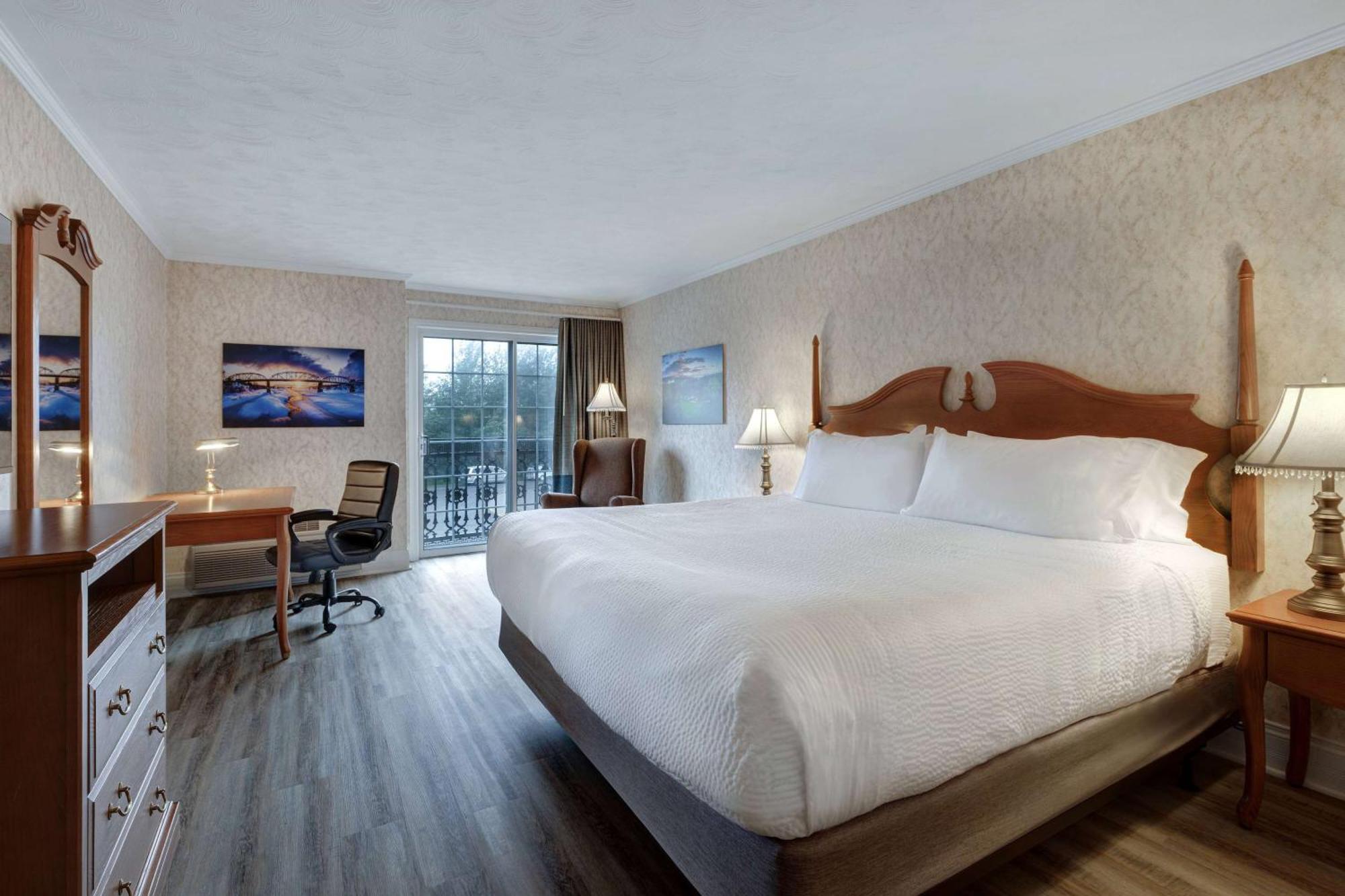 Days By Wyndham 3*